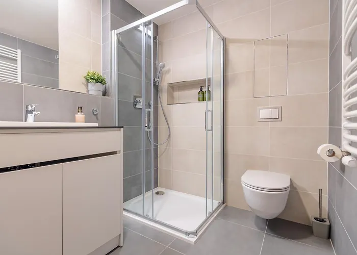 Apartmán Bright 2br - 4th Floor, Balcony, Free Parking By Gravity *