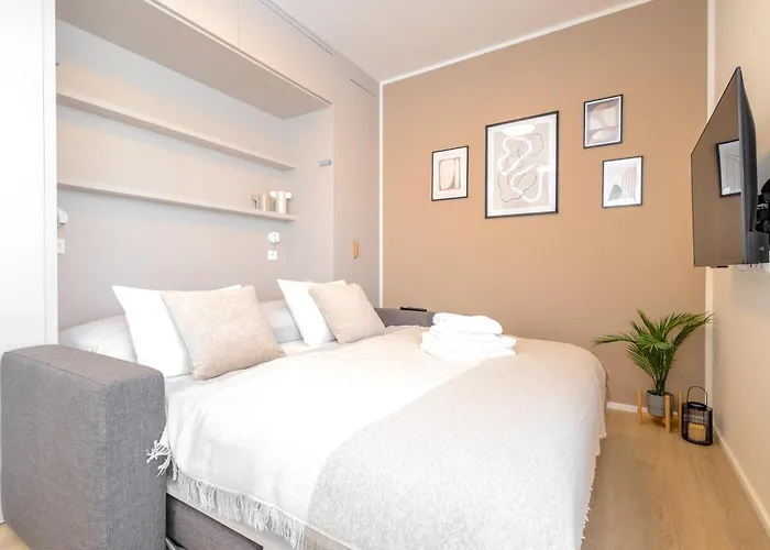 Apartmán Bright 2br - 4th Floor, Balcony, Free Parking By Gravity *